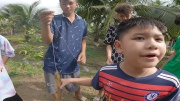 Thử Thách Câu Lươn Và Kết Quả Không Ngờ [ Trang And Vinh ]