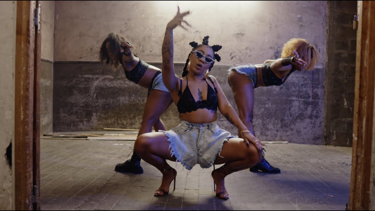 JAHLYS - BAD BARBIE (CLIP OFFICIEL)