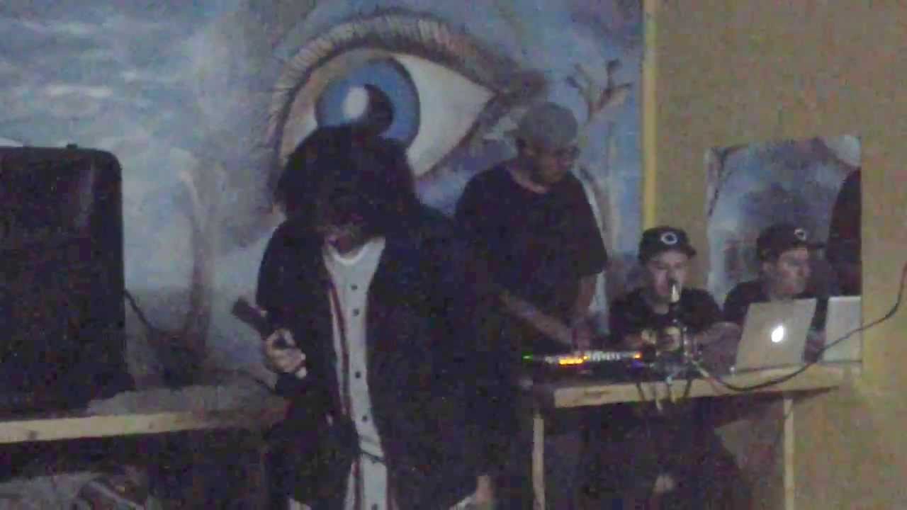 Sak (Generación Dekpitada) - En Vivo En La Kueva D