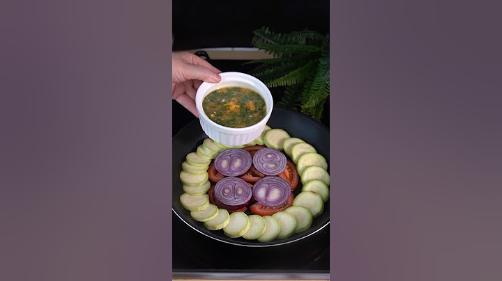 Kabağ Hiç böyle pişirdinizmi! 5 dakikada. İnanılmaz lezzetli. Kabak. Yumurta. Soğan. Peynir. Domates