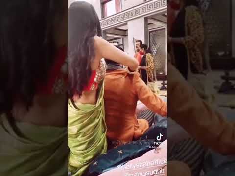 ريدهيما عم تعمل مساج لفانش شي كثير حلو