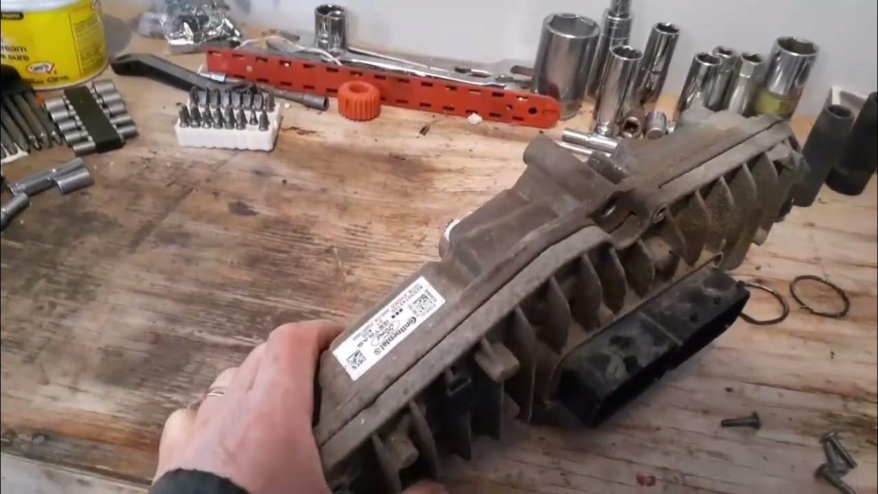 Overhauling a Ford Focus TCM - Part 1: Dismantling the TCM - YouTube