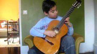 Video thumbnail of "Cuando calienta el sol en guitarra"