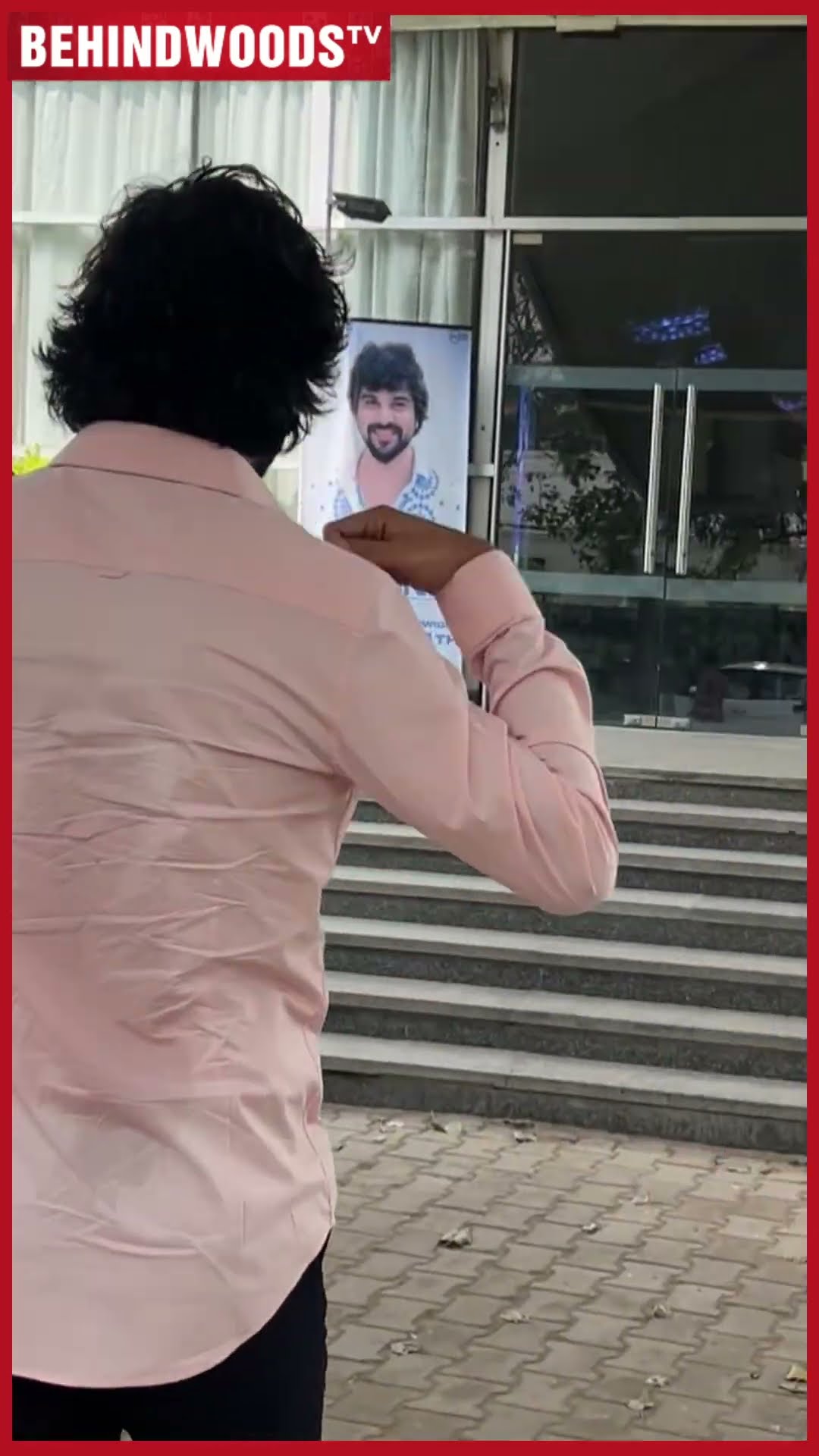 'திரும்பி வரமாட்டேன்னு நினைச்சியா..' ? After Biggboss Rayan Swag Entry ?Mr.House Keeping Press Meet