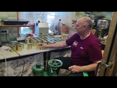 Закаточная машинка для жестяных банок, электрическая. Видео отзыв от ...