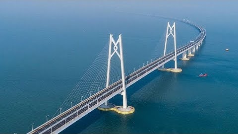 Crossing an Ocean: The Hong Kong-Zhuhai-Macau Bridge isn’t as convenient as it seems II Padma Setu