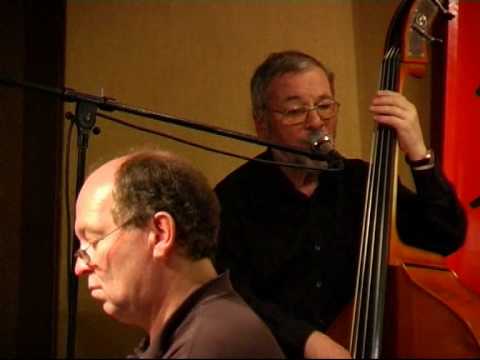 Swinging Feetwarmers Jazzband: Do You Know What It...