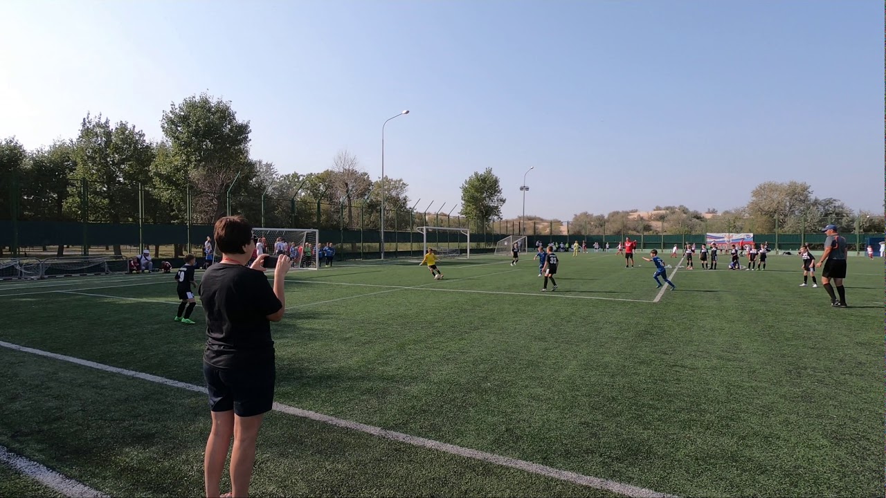 ФК Тюмень-2010 - КАМАЗ-2010 (Набережные Челны) - YouTube