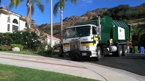 G.I. Industries/Waste Management Volvo Amrep ASL Part 1