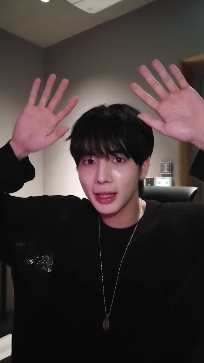don’t steal my MOA #투모로우바이투게더 #TOMORROW_X_TOGETHER #TXT #태현 #TAEHYUN