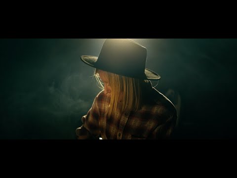 Agata Karczewska - Dark Horse