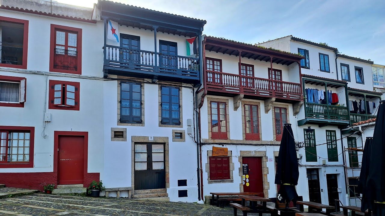 Betanzos, esencia medieval y marinera en Galicia (A Coruña).