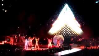 Katy Perry - Hot & Cold - Prismatic Wold Tour Barcelona