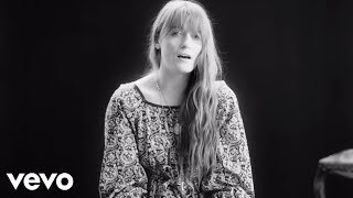 Video thumbnail of "Florence + The Machine - Sky Full Of Song"