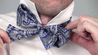 How to Tie a Bow Tie (Mirrored Version)