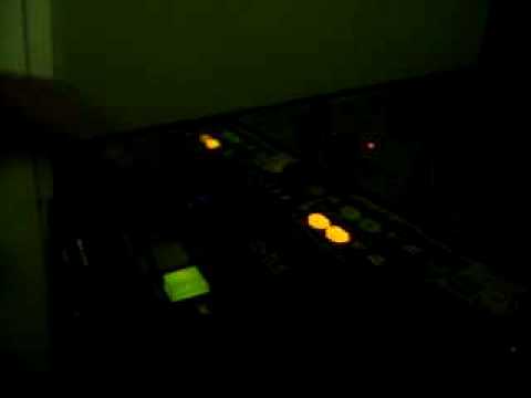 Sleduj What a feeling mix 001.AVI na YouTube