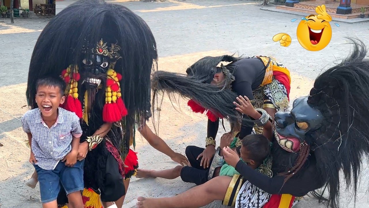 Funny Moment !! Top 15 Pengejek Ketangkap Barongan Ngamuk // Edisi Tahun Baru