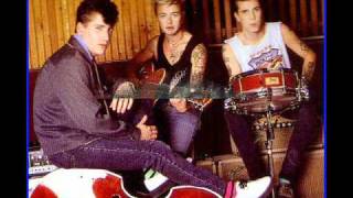 STRAY CATS - LUST IN LOVE chords