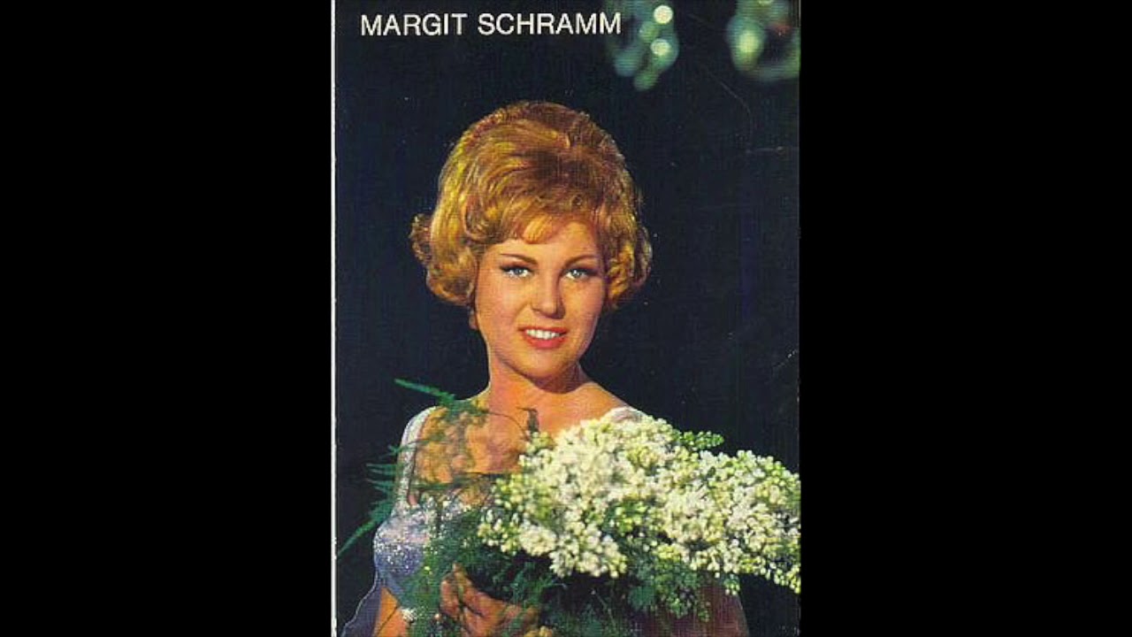 Margit Schramm sings 