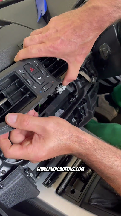 BMW Z4 E89 Radio/Screen Upgrade With Apple CarPlay & Android Auto! #automobile #bmw #z4 #e89