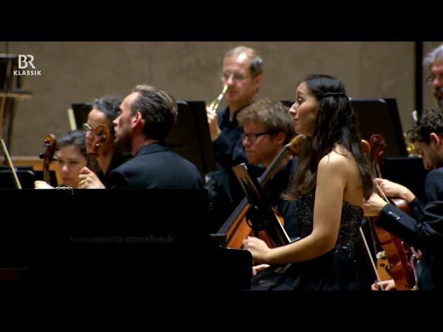 Mozart - Concerto pour 2 pianos K242: 1er mvt : C.Zacharias, M-L.Hinrichs / Orch Symph Bamberg