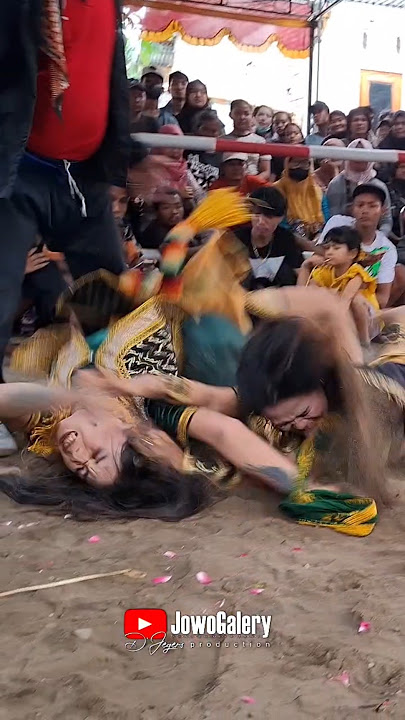 kesurupan menyeramkan ‼️ kerasukan indang ganas tanpa kontrol #jaranan #jathilan #kudalumping