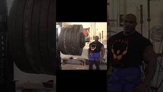 No Way He Squatted 800 Pounds
