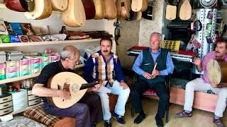 Akkaya Zar Ağlıyor. Sarhoşların Elinden