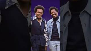 #Onthisday in 1975,The Spinners’ “Living A Little” peaked at #7 on the R&amp;B chart