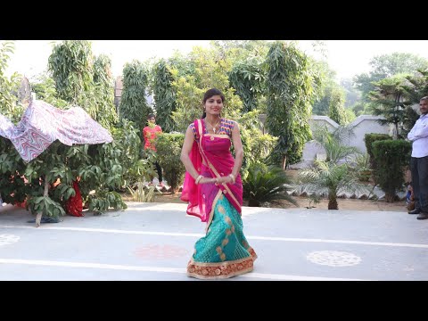 इस लड़की का डांस देखने के लिए लग जाती है लोगों भीड़ || तेरी सौगन्ध राजाजी || Virendra Mahana Rasiya