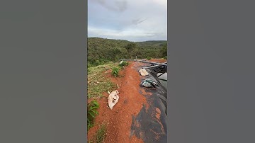 Hệ thống tưới tự xả ở địa hình đồi dốc bằng ống LDPE