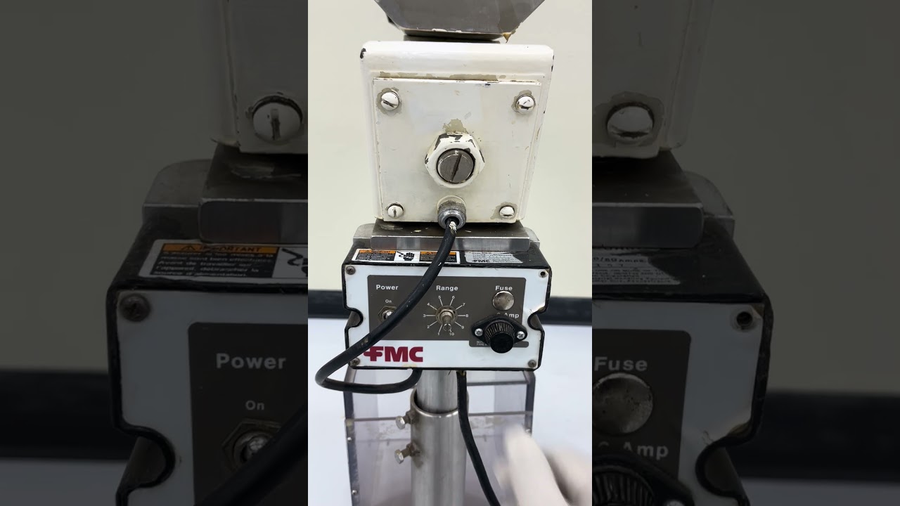 Syntron FMC F-T01 Magnetic Feeder w/ Vibra Drive Unit & SCR-1B Control, Serial #: UU65176386