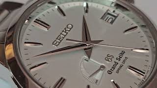 ASMR Minute Macro: Grand Seiko Heritage Spring Drive Glacier White SBGA015