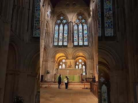 #abbyschurch #uk #ancienthistory #sculpture #amazingview #enjoyeverymoment #exploringuk 😍❤️💒☦️😍