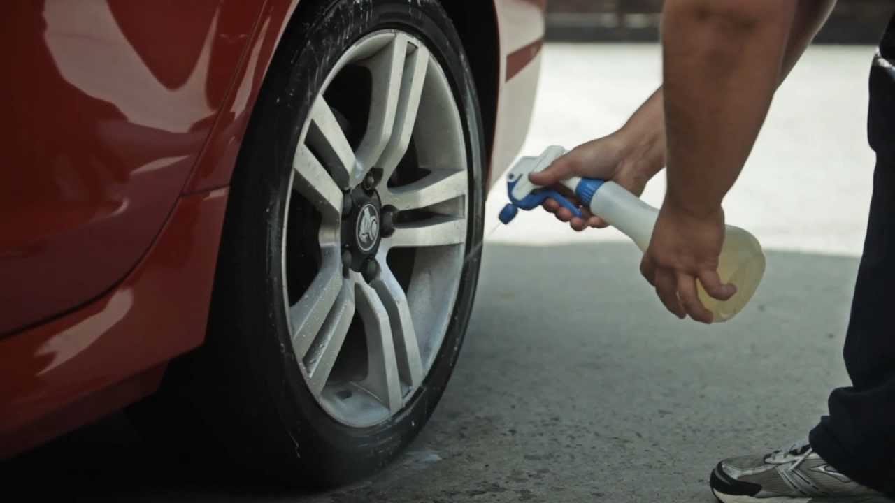 Jim's Car Cleaning How to Apply Tyre Shine YouTube