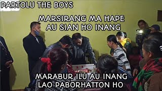 MARSIRANG MA HAPE AU SIAN HO INANG (PARTOLU THE BOYS TRIO)