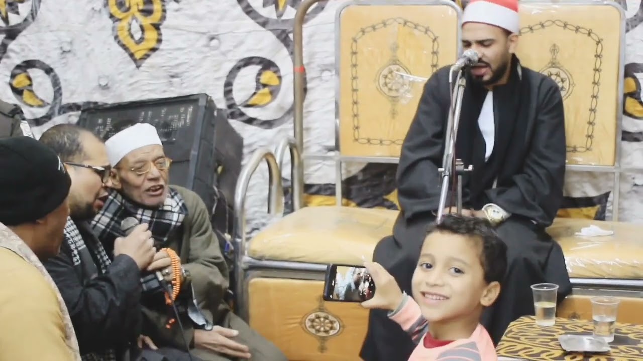 بكاء كل الحضور عند سماع البرده من فضيلة الشيخ عبدالرحمن  الديروطى ليلة النواصر البدارى القوم الأحمر