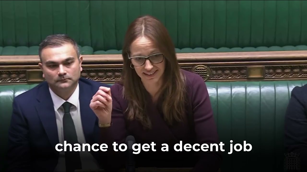 Молодые люди расплачиваются за слабость Кира Стармера.