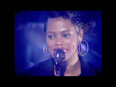 Cifra Club - Adriana Cantora - I Love You Baby - Outros