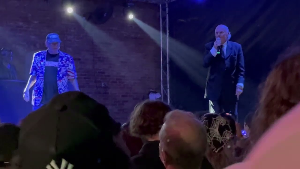 Pete and Bas - Do One live