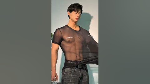 Bảo bối có thích áo anh đang mặc không? #mêtraiđẹp #short #handsome #muscles