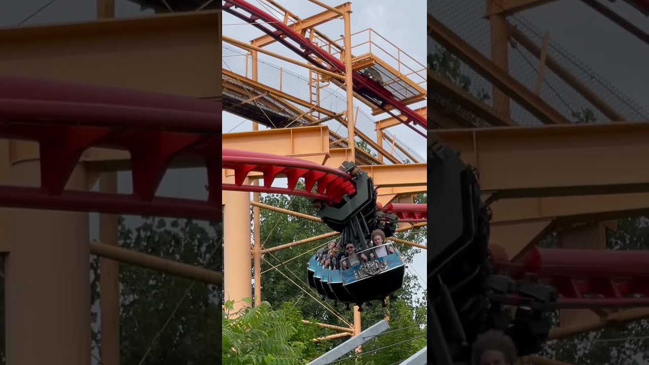 洋書 Roller Coasters Flumes and Flying Saucer Roller Coasters, flumes & flying Saucers Book