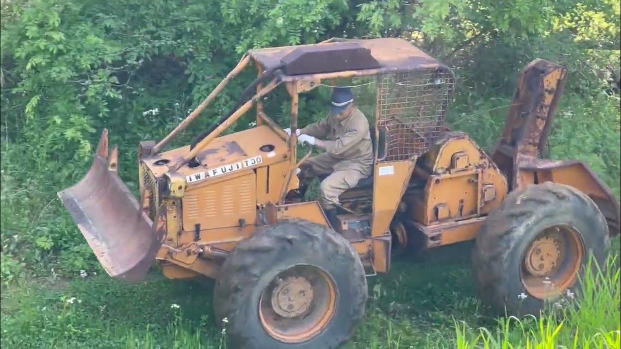 ステアリングシリンダー取り付け…桂田興業さんちのイワフジT30ロギングトラクターの風景 YouTube