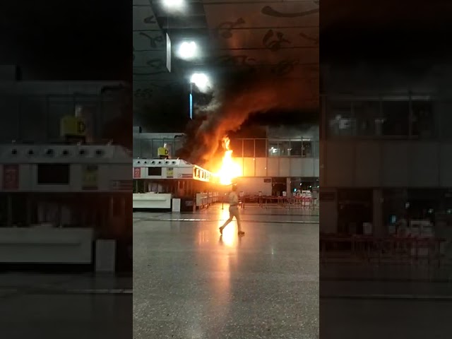 FW News: Fire Breaks out at Kolkata Airport