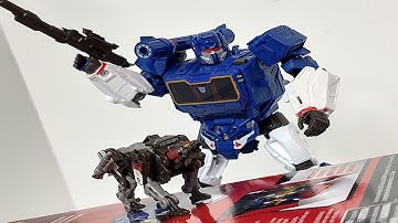 Transformers Studio Series Voyager Class Soundwave and Core Class Ravage video review