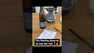 This Riesling deserves its own fan club 🍷🔥