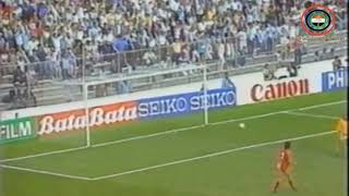 هدف المرحوم احمد راضي على بلجيكا مع الهدف الملغي ضد باراغواي في كأس العالم 1986