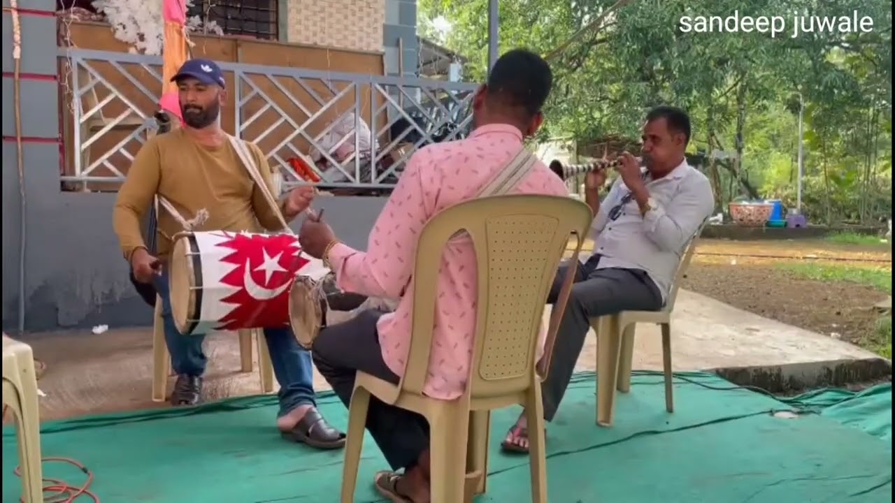 कोकणी फेमस खालू बाजा. मैनुभाई चौघुले मो. ९४२२३९१२२७.