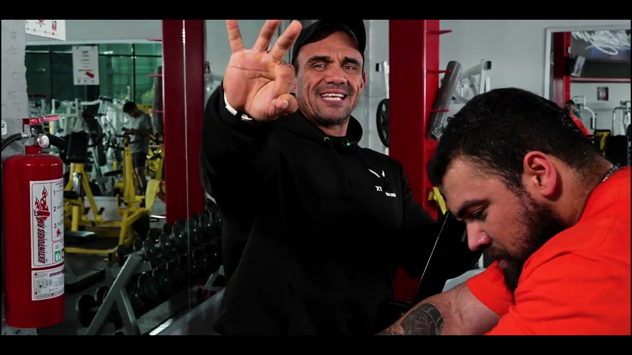 SÁBADO DE BRAZO - RUTINA DEL CHARRO LOMELÍ