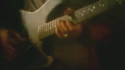 Rhoma Irama - Sumbangan (HQ Stereo/STF Bunga Desa)